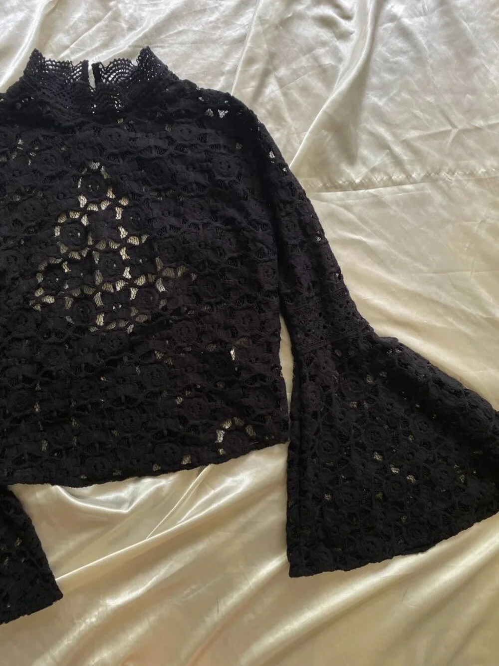 Free People Kiss & Bell Black Lace Crochet Bell Sleeve Open Back Top Small Boho